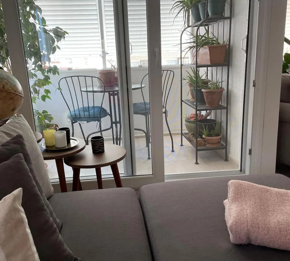 Comfortable, Peaceful Apartment In Goeztepe Izmir Turkey